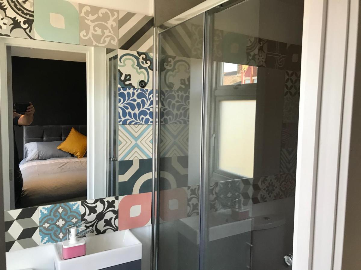 Cozy Rooms Liverpool Bagian luar foto